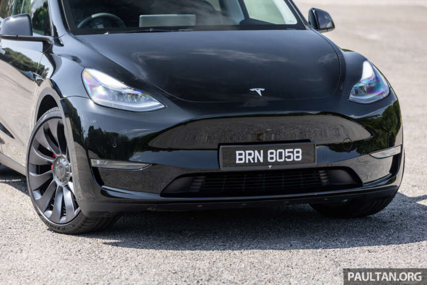 2024 Tesla Model Y updates in Malaysia – privacy glass, full double glazing, HW4, no parcel shelf 1727108