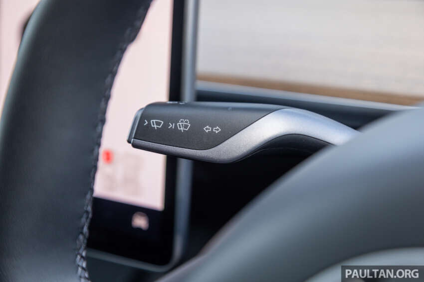 2024 Tesla Model Y updates in Malaysia – privacy glass, full double glazing, HW4, no parcel shelf 1727141