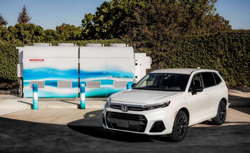 Honda CR-V e:FCEV debuts – hydrogen fuel cell SUV with plug-in charging; 600 km from H2, 60 km EV range 1734783