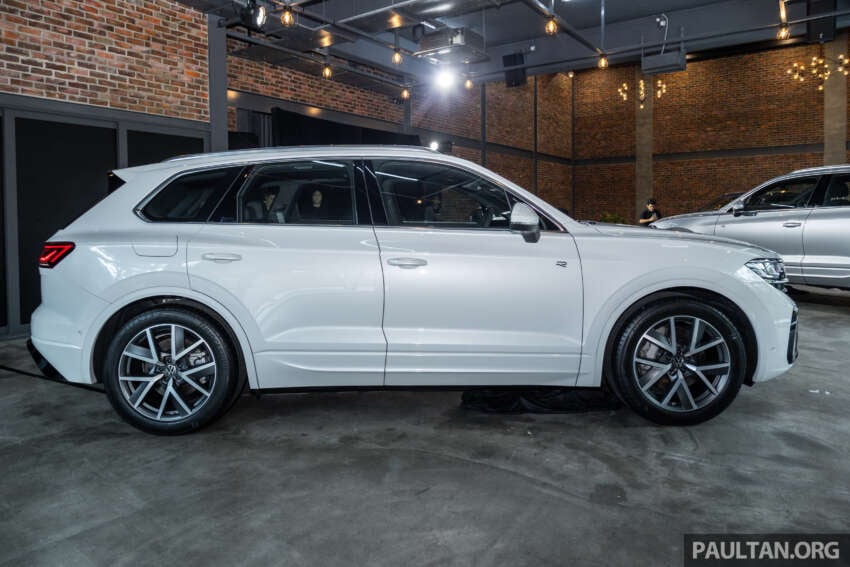 2024 Volkswagen Touareg R-Line 3.0 TSI V6 facelift in Malaysia – first CKD out of Europe, priced at RM472k 1739264