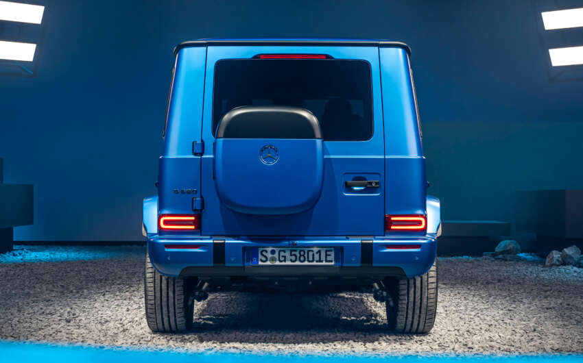 Mercedes-Benz G580 debuts – first-ever electric G-Class; tank turn, quad-motor, 587 PS, 473 km EV range 1754631