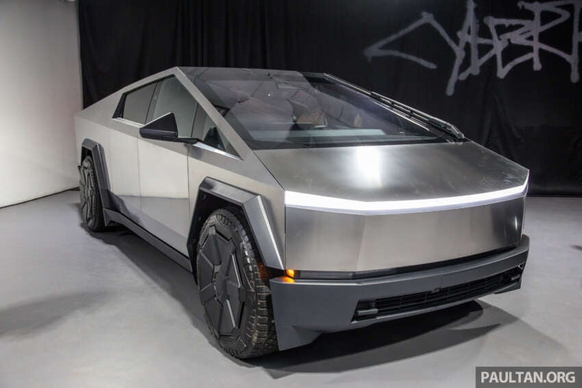 Tesla Cybertruck tiba di Malaysia – bakal dipamerkan di bilik pameran Mei nanti, tetapi bukan untuk dijual 1749455