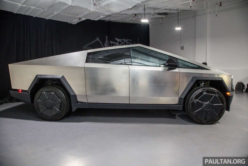 Tesla Cybertruck in Malaysia – stainless steel pick-up EV on display in showrooms in May, not for sale 1749370