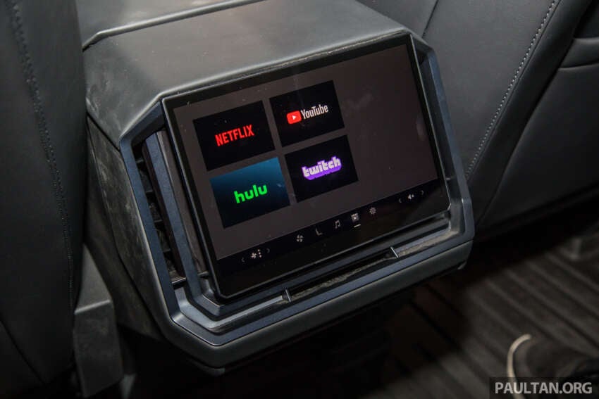 Tesla Cybertruck tiba di Malaysia – bakal dipamerkan di bilik pameran Mei nanti, tetapi bukan untuk dijual 1749515