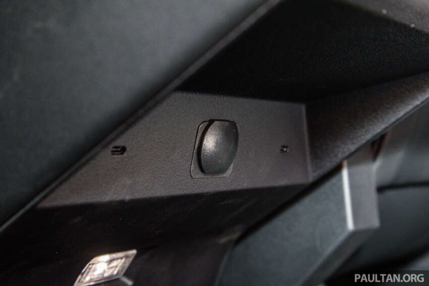 Tesla Cybertruck tiba di Malaysia – bakal dipamerkan di bilik pameran Mei nanti, tetapi bukan untuk dijual 1749519