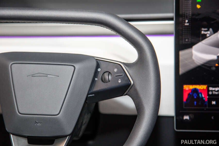 Tesla Cybertruck tiba di Malaysia – bakal dipamerkan di bilik pameran Mei nanti, tetapi bukan untuk dijual 1749502