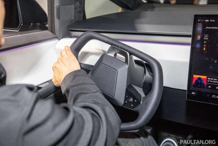 Tesla Cybertruck tiba di Malaysia – bakal dipamerkan di bilik pameran Mei nanti, tetapi bukan untuk dijual 1749503