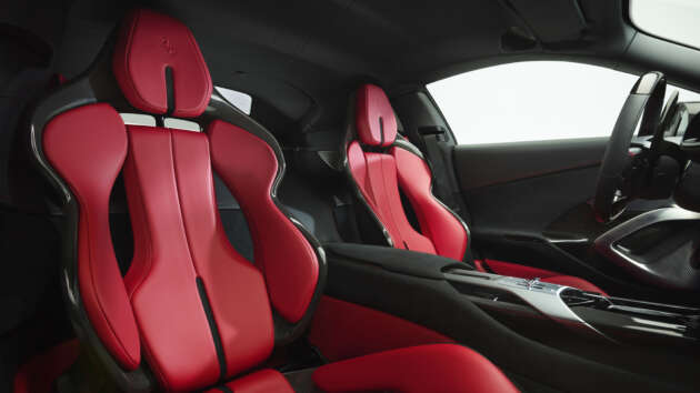 Ferrari 12Cilindri – front-engined flagship with 830 PS 6.5L NA V12, 0-100 km/h 2.95 secs, 9,500 rpm redline!