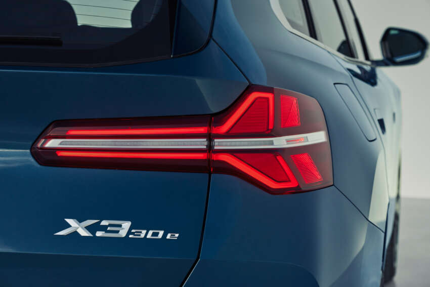 BMW X3 2025 didedah — rekaan G45 lebih menonjol, format nama baru; jarak EV untuk PHEV hingga 90 km 1779003