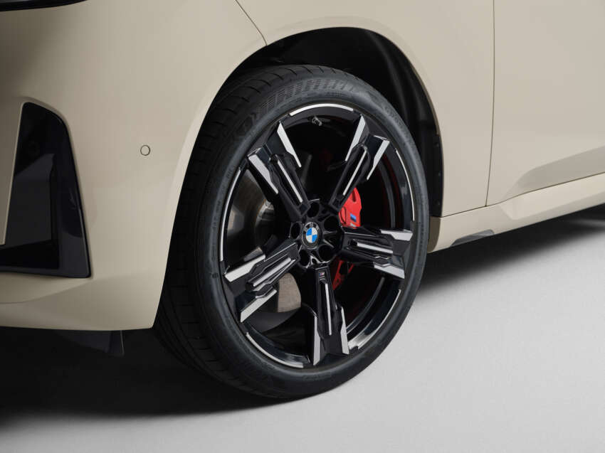 2025 BMW X3 debuts – G45 gets bold redesign, new variant naming scheme; PHEV up to 90 km EV range 1778538