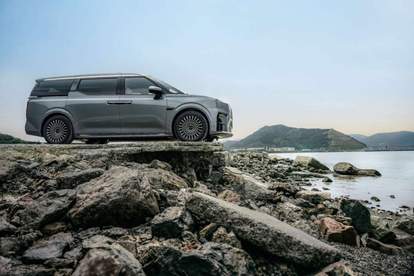 2024 Zeekr 009 debuts – new FWD, 7-seat variants; up to 789 PS, 900 km CLTC range; RHD for HK fr RM453k 1793304