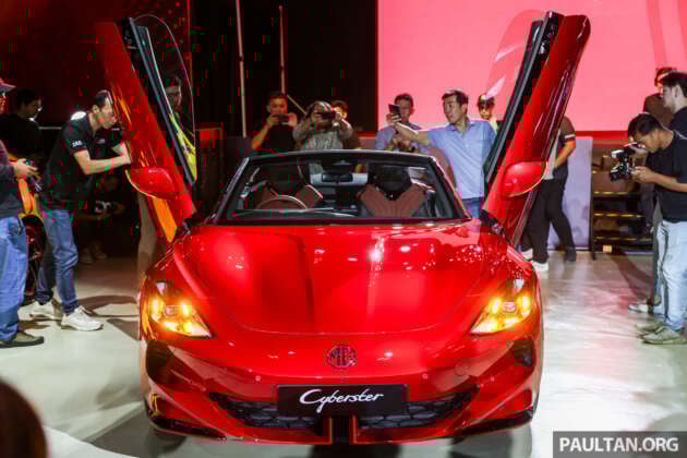 2024 MG Cyberster EV previewed in Malaysia&nbsp;– 2-seat roadster, up to 544 PS, 509 km range, scissor doors