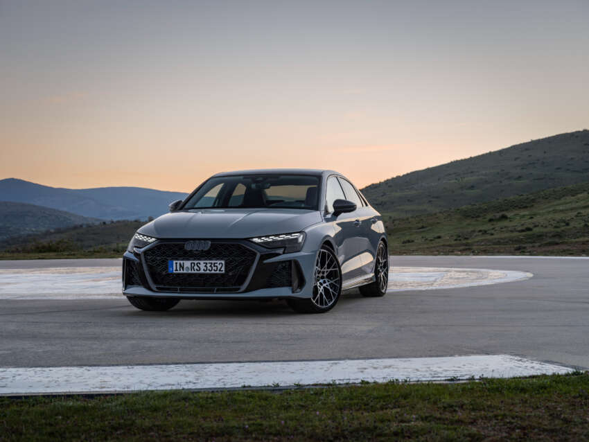 2025 Audi RS3 facelift debuts – sedan/Sportback; 400 PS 2.5T five-cylinder; 7:33.123 min Nürburgring time 1805590