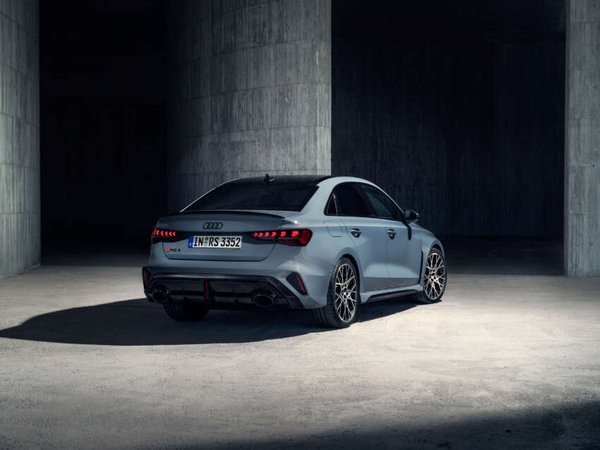2025 Audi RS3 facelift debuts – sedan/Sportback; 400 PS 2.5T five-cylinder; 7:33.123 min Nürburgring time 1805604