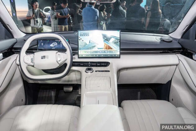 Geely Galaxy E5 in Malaysia – Proton eMas 7 twin travelled 3,700 km; eMas 7 going on nationwide tour