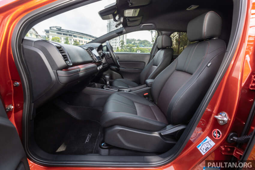 GALERI: Honda City Hatchback facelift 2024 dalam warna Phoenix Orange Pearl, tanpa tambahan kos 1839310