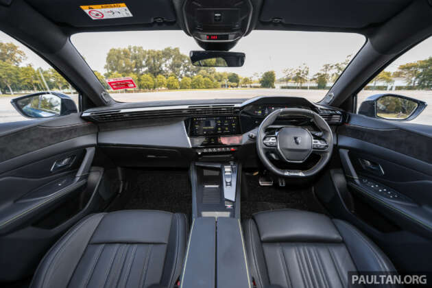 PANDU UJI: Peugeot 408 GT — <em>crossover</em> bergaya, taruhan kebangkitan Peugeot yang akan berhasil?