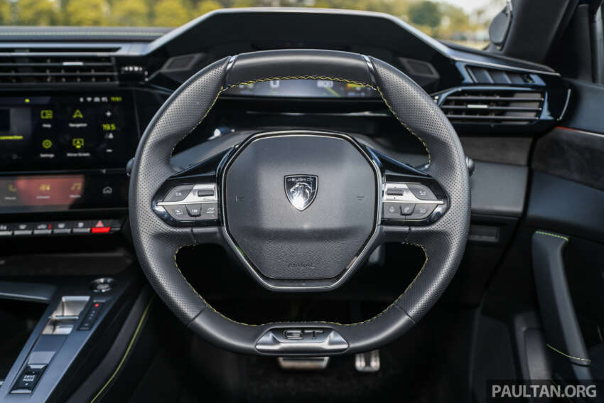 PANDU UJI: Peugeot 408 GT — <em>crossover</em> bergaya, taruhan kebangkitan Peugeot yang akan berhasil? 1828779