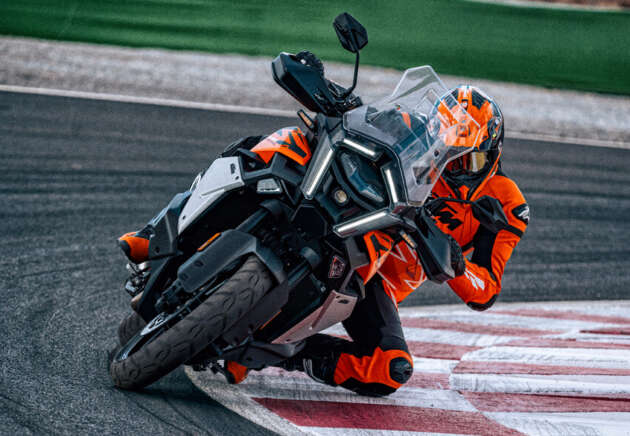2025 KTM 1390 Super Adventure S Evo released