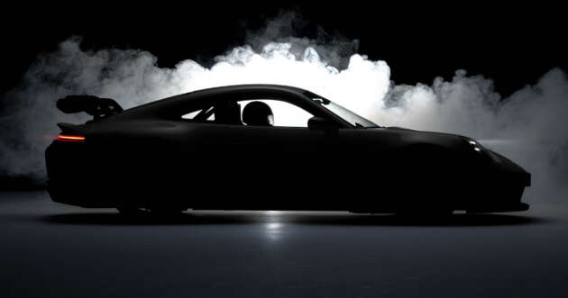 Porsche 911 GT3 992 facelift teased for Oct 18 debut