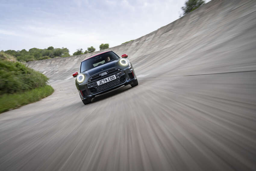 2025 MINI John Cooper Works petrol shown – F66 hot hatch gets 231 PS, 380 Nm; 7-speed DCT replaces 8AT 1838495