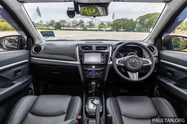 GALERI: Perodua Aruz dengan warna Elegant Black – diskaun RM4k hingga 31 Dis, dari bawah RM70k