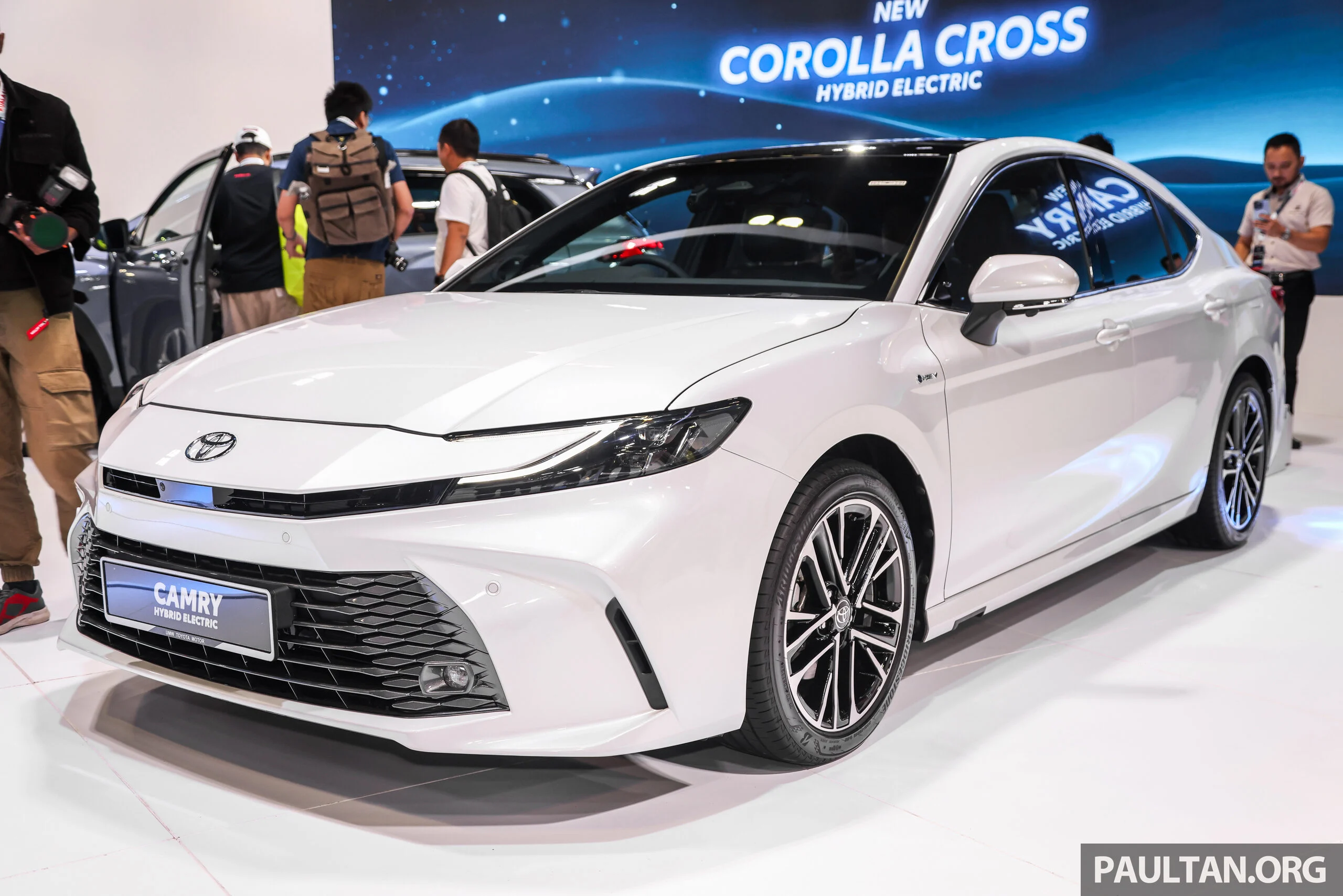2025 Toyota Camry XV80 launched in Malaysia – 2.5 hybrid, 230 PS, 1,250 km range, TSS 3.0, RM248,800
