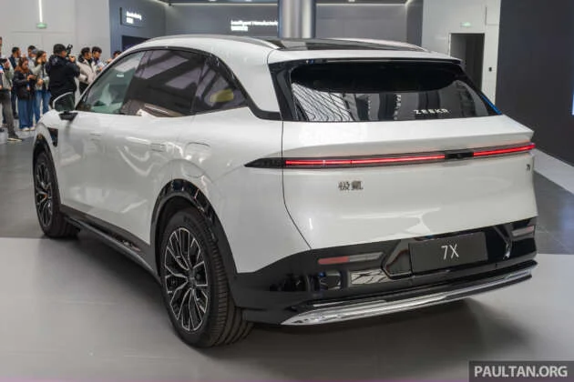 Zeekr 7X in China – electric SUV rivals BYD Sealion 7, up to 646 PS, 780 km range, coming to Malaysia 2025