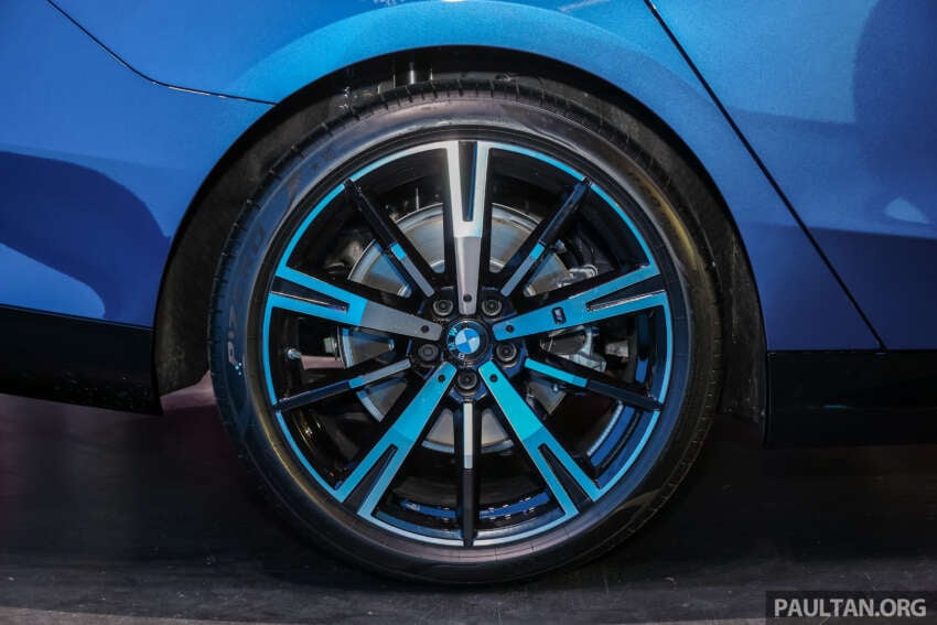 2025 BMW 530i M Sport in Malaysia – 258 PS mild hybrid, adaptive dampers, rear steering; est RM400k 1873133