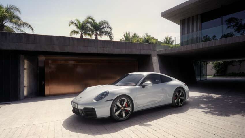 2025 Porsche 911 Carrera S facelift revealed – midrange 992.2 now has 480 PS but no more manual 1870287