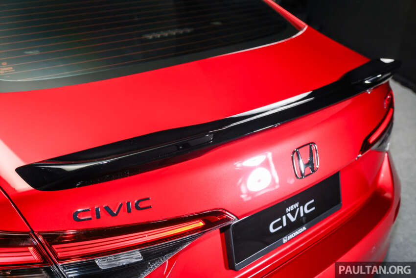 Honda Civic facelift 2025 dilancarkan di Malaysia — spesifikasi lebih lengkap, imej tajam; RM134k-RM168k 1870866