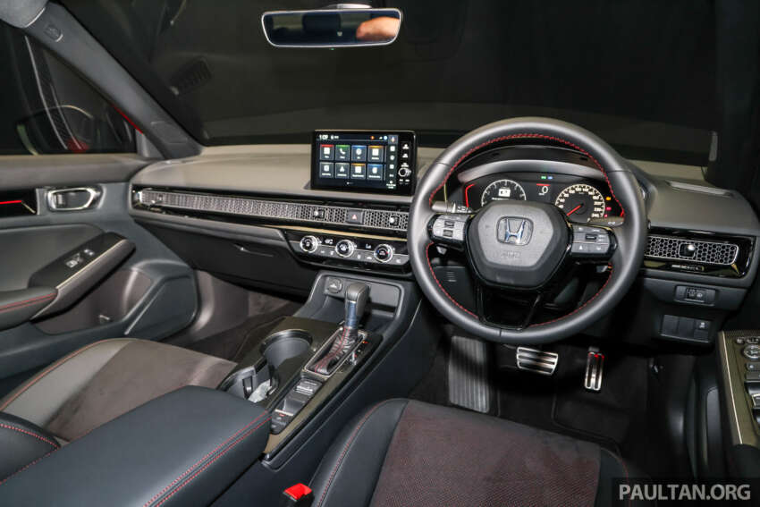 Honda Civic facelift 2025 dilancarkan di Malaysia — spesifikasi lebih lengkap, imej tajam; RM134k-RM168k 1870888