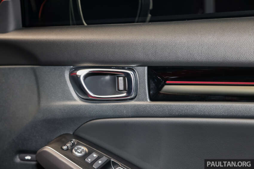 Honda Civic facelift 2025 dilancarkan di Malaysia — spesifikasi lebih lengkap, imej tajam; RM134k-RM168k 1870894