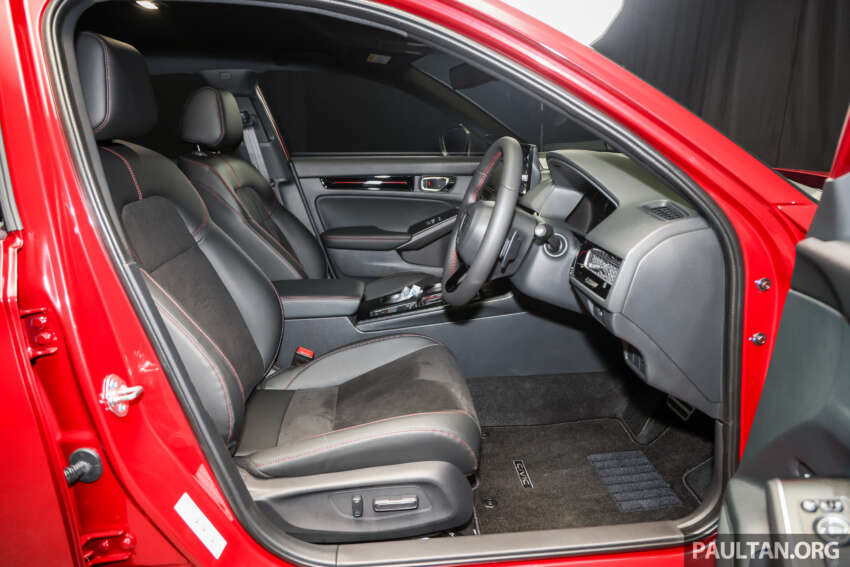 Honda Civic facelift 2025 dilancarkan di Malaysia — spesifikasi lebih lengkap, imej tajam; RM134k-RM168k 1870897
