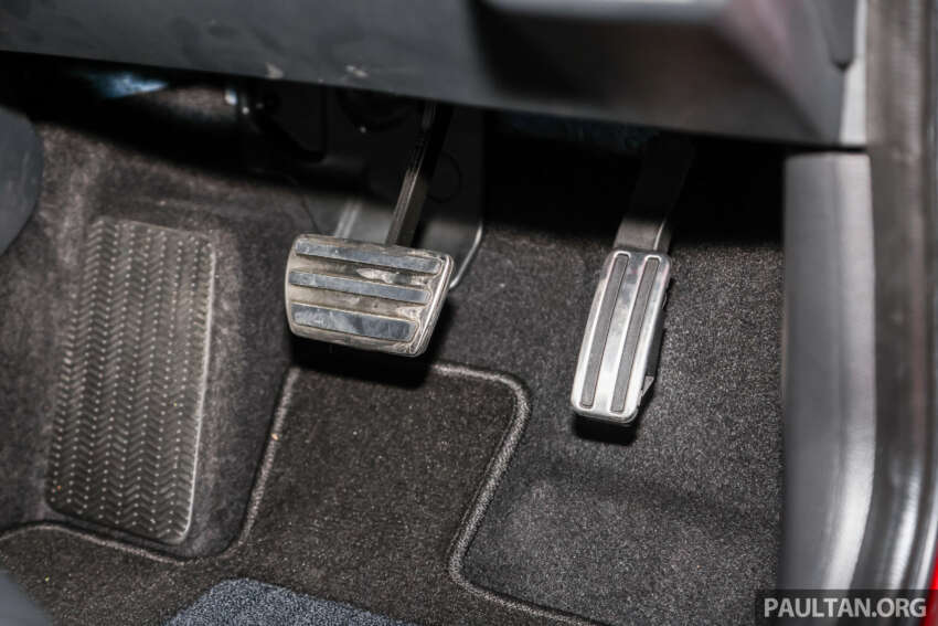 Honda Civic facelift 2025 dilancarkan di Malaysia — spesifikasi lebih lengkap, imej tajam; RM134k-RM168k 1870901