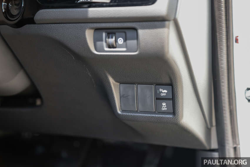 Honda Civic facelift 2025 dilancarkan di Malaysia — spesifikasi lebih lengkap, imej tajam; RM134k-RM168k 1870821