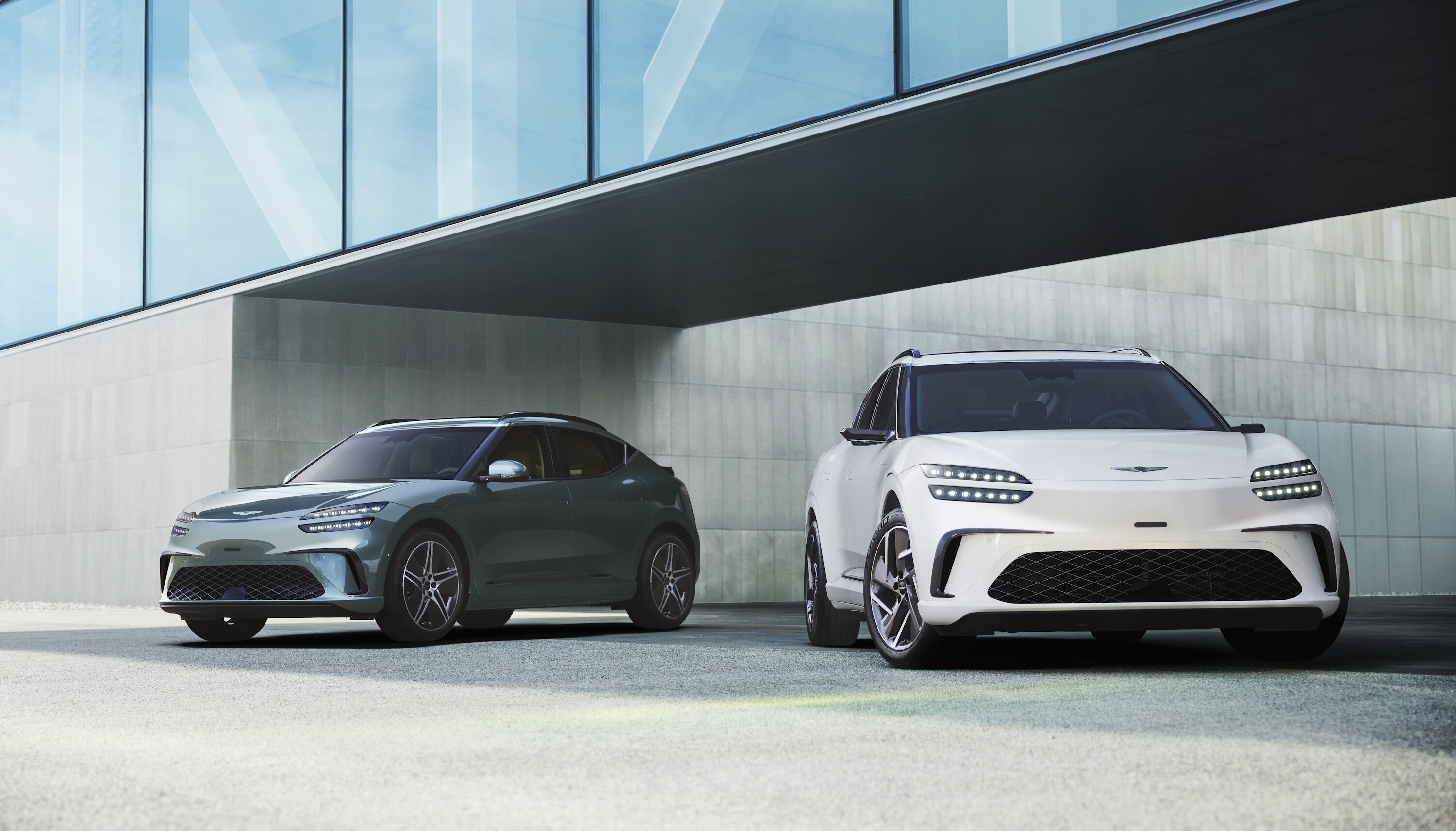 2025 Genesis GV60 EV facelift – new 27-inch seamless screen, Micro Lens Array headlamps, revised bumper