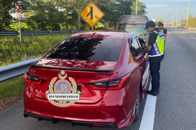 Honda City driver using non-standard number plate to spell her name stopped by JPJ, receives <em>saman</em>