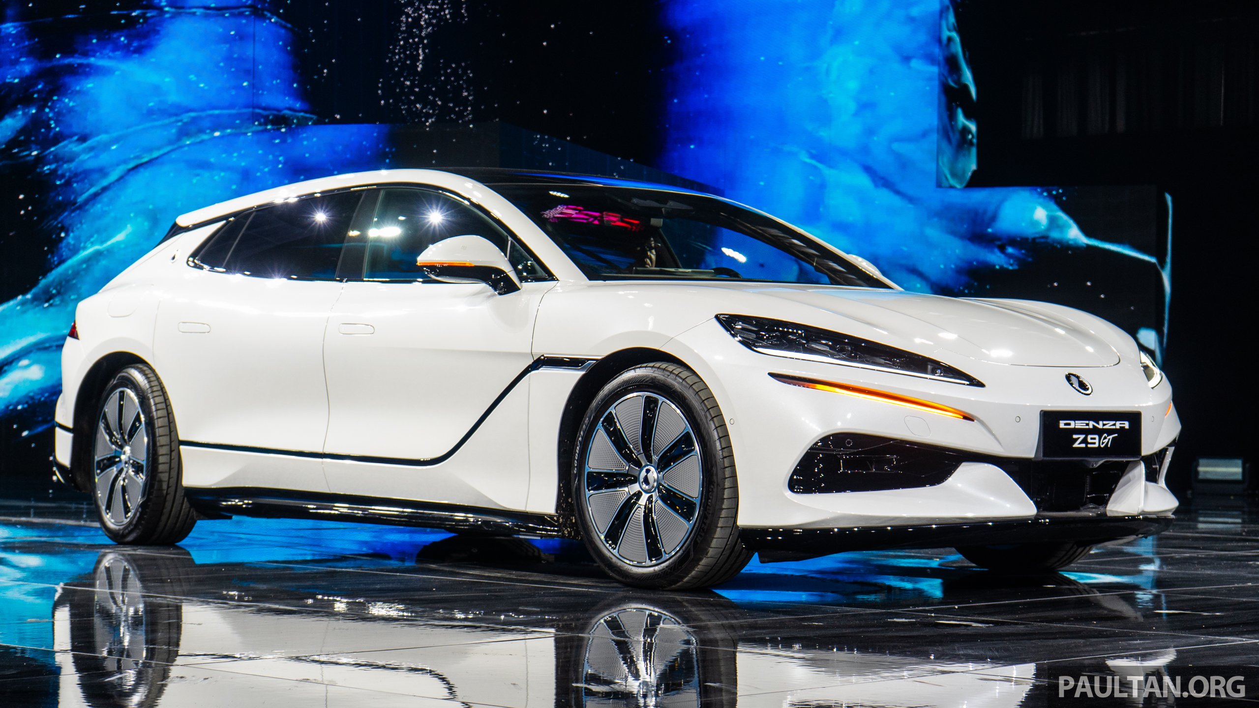 Denza Z9 GT PHEV shown in Malaysia – 3 e-motors, 2.0T generator, 870 PS, crab walk, 201 km EV range