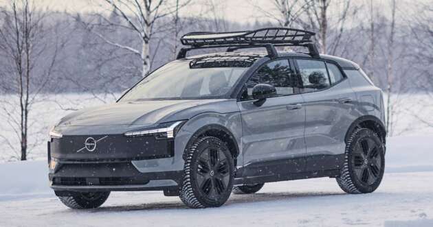 Volvo EX30 Cross Country – compact EV gets rugged; raised ride height, all-terrain tyres; 427 km range WLTP