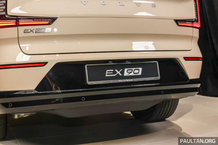 2025 Volvo EX90 and XC90 facelift open for booking – both 590 km EV and PHEV 7-seaters at RM450k est 1890961
