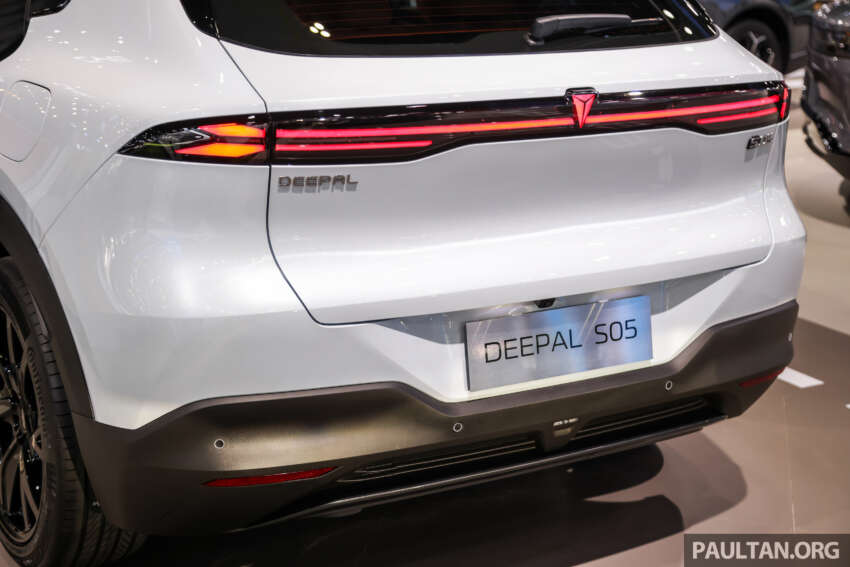 Bangkok 2025: Deepal S05 – full EV or range extender EV, fr RM104k, Proton eMas 7 rival coming to Malaysia 1895816