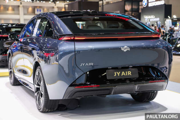 Bangkok 2025: JY Air EV sedan from Chinese airline JuneYao – up to 216 PS, 520 km range, from RM98k