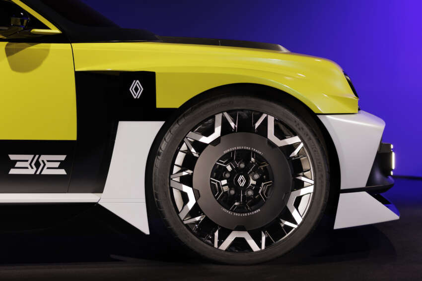 Renault 5 Turbo 3E – 544 PS RWD EV hot hatch, in-wheel motors, 0-100 km/h 3.5 secs, drift handbrake! 1891847