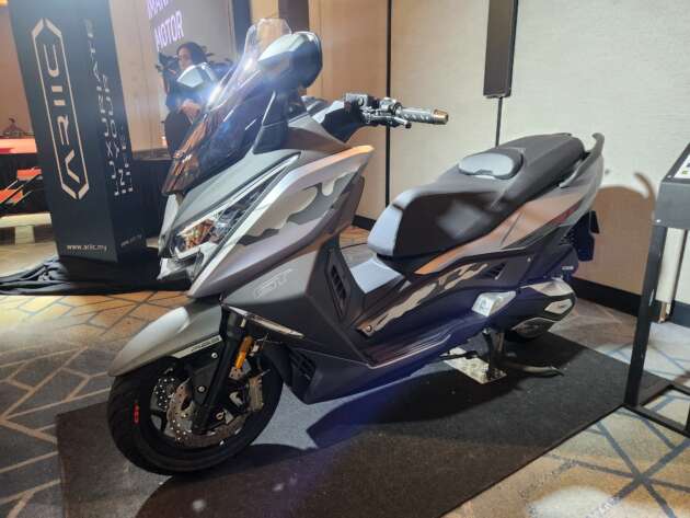 2025 Ariic 318GT adventure-scooter in Malaysia – priced at RM22,888, 330 cc, three colour options