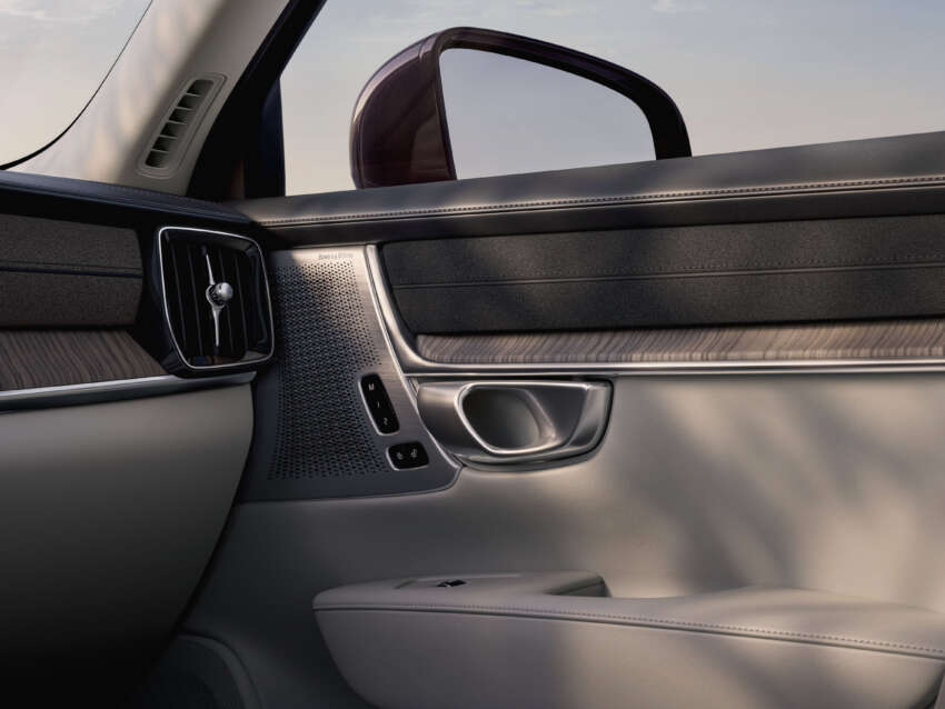 2025 Volvo S90 facelift debuts with heavily revised looks – mild hybrid or PHEV with up to 80 km EV range 1902929