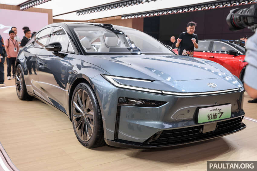 Toyota bZ7 EV sedan unveiled at Shanghai 2025 – GAC-Toyota JV, BYD motor and battery expected 1905034
