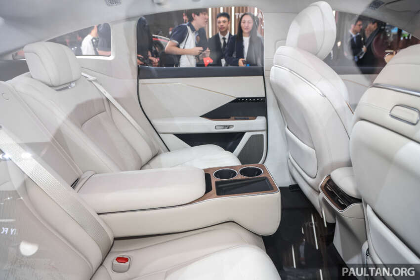 Toyota bZ7 EV sedan unveiled at Shanghai 2025 – GAC-Toyota JV, BYD motor and battery expected 1905044