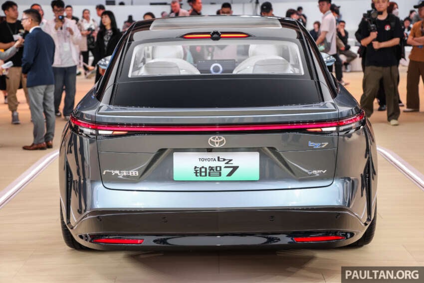 Toyota bZ7 EV sedan unveiled at Shanghai 2025 – GAC-Toyota JV, BYD motor and battery expected 1905037