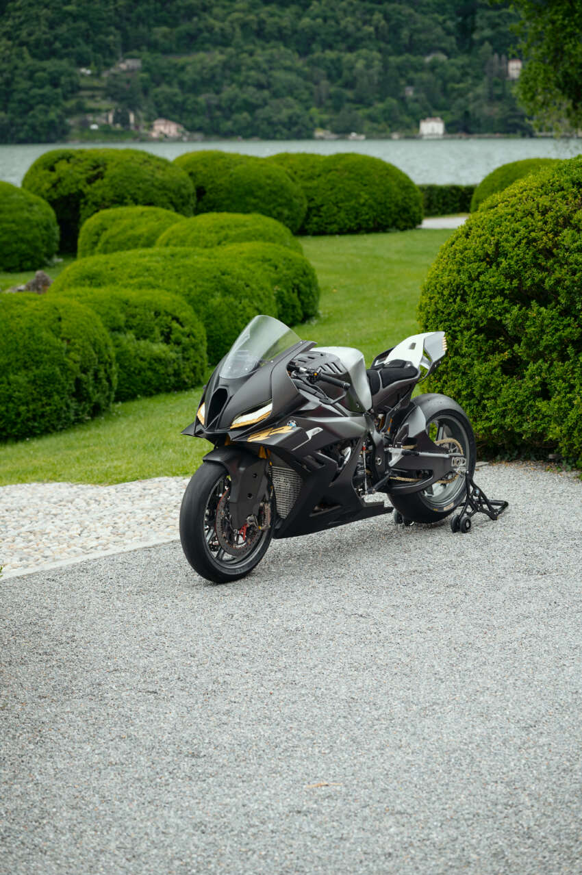 BMW Motorrad Concept RR presented at the Concorso d’Eleganza Villa d’Este show in France 1918399